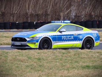 Ford Mustang w Policji?